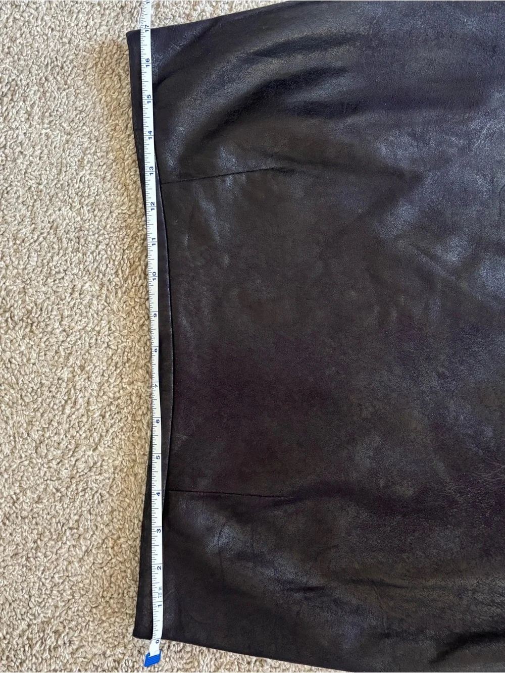 Calvin Klein Size 12 Black Coated Faux Leather Pencil Skirt Midi Y2K Office